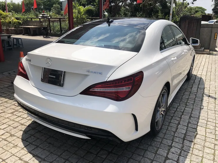 2018 Benz(賓士) C117 CLA250 4MATIC 白 AMG車身造型+12色氣氛燈+CarPlay - 4