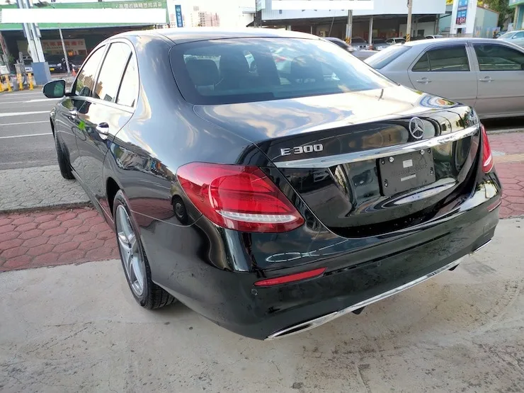 2019 Benz (賓士) W213 E300 AMG Line 黑 23P 360°環景 新款方向盤 - 4