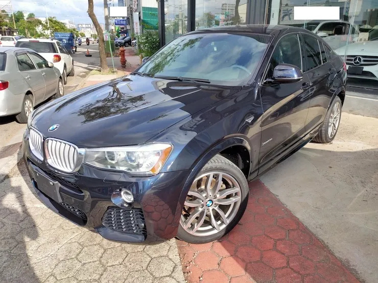 2016 BMW F26 X4 28i M-SPORT套件 抬頭顯示器 碳黑金屬色