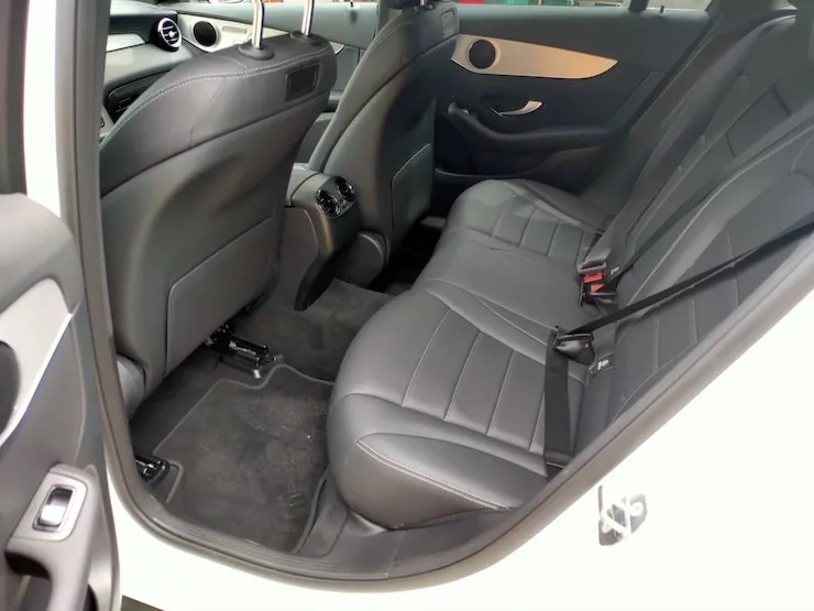2019 Benz (賓士) X253 GLC300 白車色 黑梣木內裝 + LED頭燈 - 8