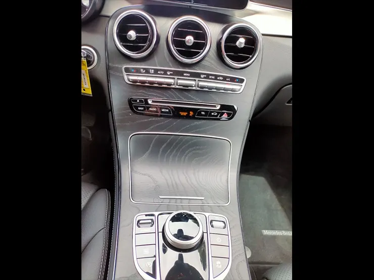 2019 Benz (賓士) X253 GLC300 白車色 黑梣木內裝 + LED頭燈 - 11