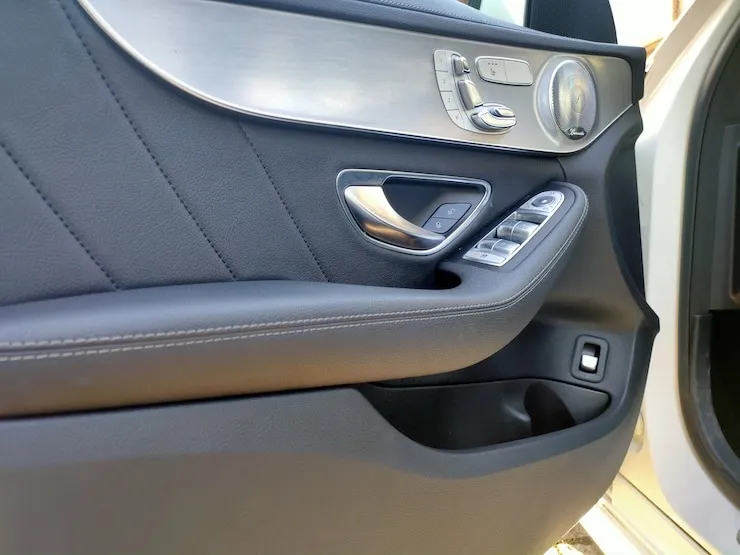 2016 Benz W205 C300 AMG 珍珠白 柏林之音 低里程 - 8