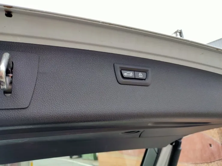 2016 BMW F31 3 28i Wagon XDrive Touring 旅行車 全景天窗 雪山白 - 14