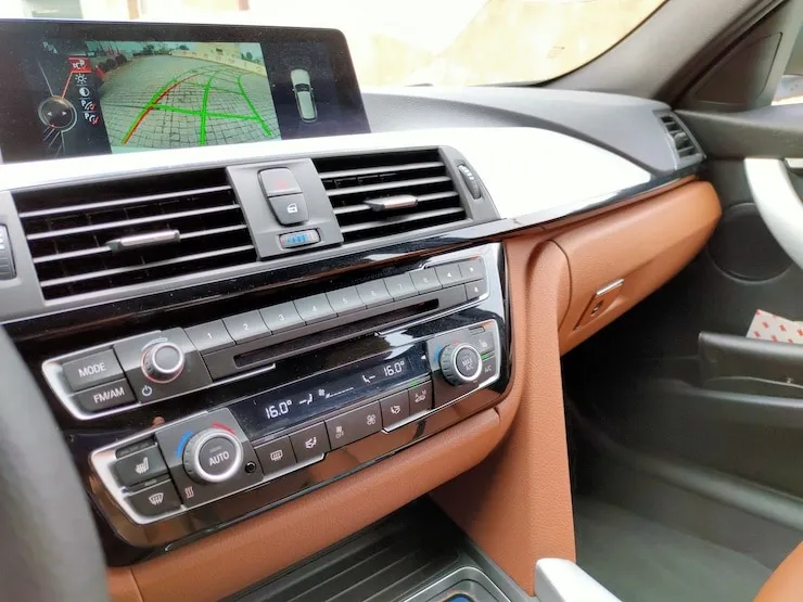 2016 BMW F31 3 28i Wagon XDrive Touring 旅行車 全景天窗 雪山白 - 13