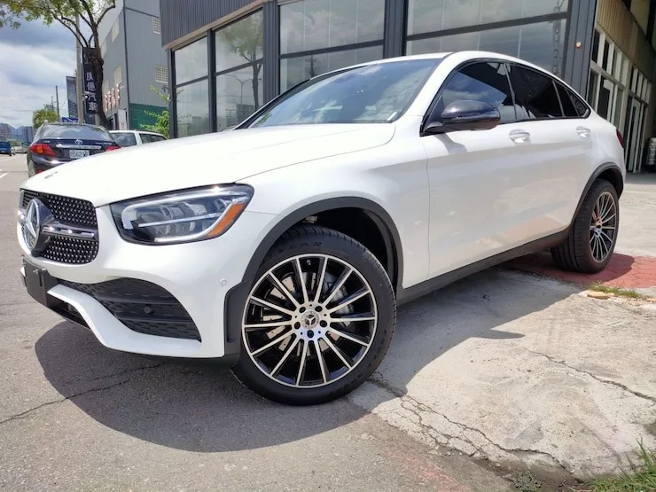 2020 Benz (賓士) C253 GLC300 Coupe AMG 小改款 EQBoost 外匯全新車