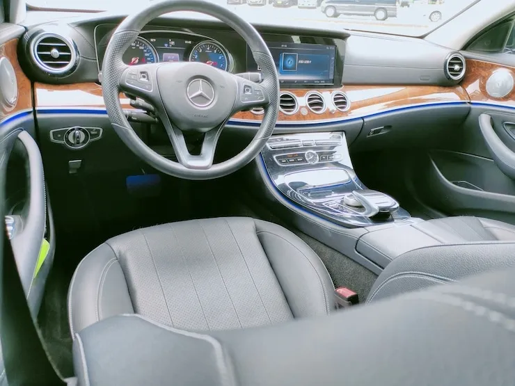 2017 Benz(賓士) W213 E300 4MATIC 黑 停車輔助 腳踢電尾門 柏林之音 - 8