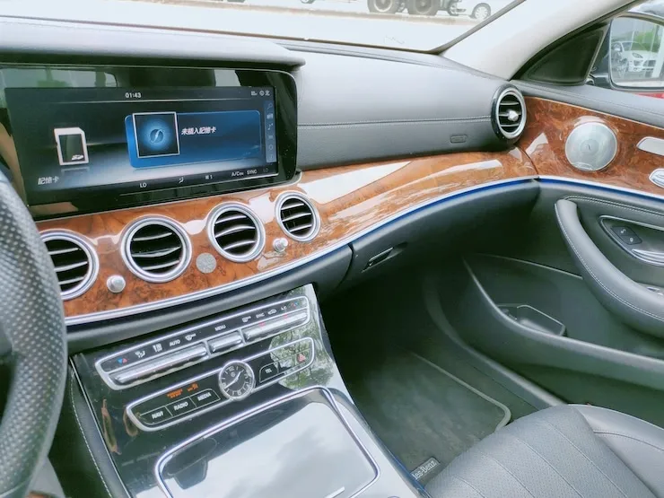 2017 Benz(賓士) W213 E300 4MATIC 黑 停車輔助 腳踢電尾門 柏林之音 - 9
