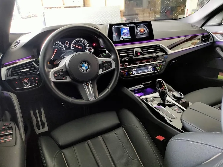 2017 BMW G30 5 30i M Sport XDrive 電吸門 H/K音響 HUD - 8