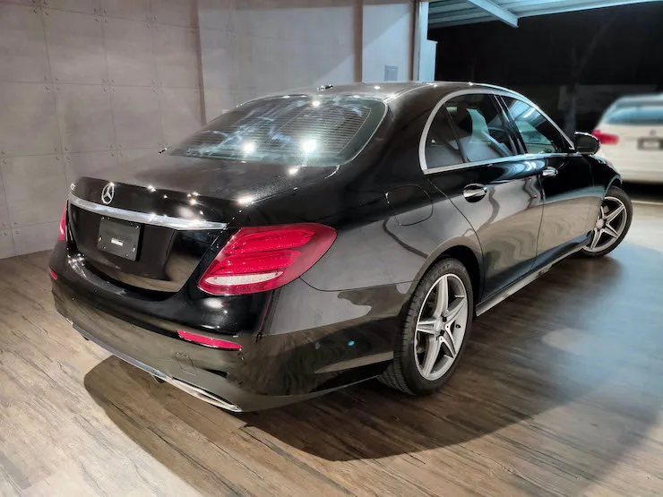 2016/17 Benz(賓士) W213 E300 黑 AMG 柏林之音 黑梣木飾板 超低價 - 4