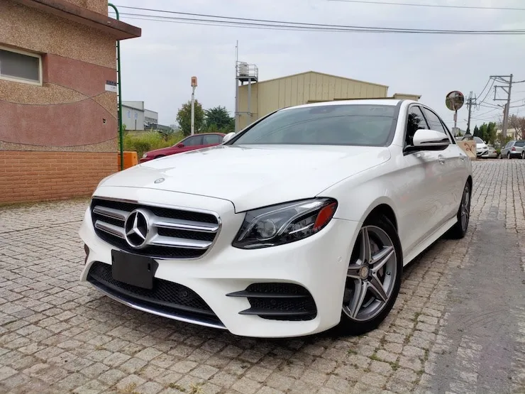 2016/17 Benz (賓士) E300 AMG Line 柏林 DESIGNO內裝 - 2