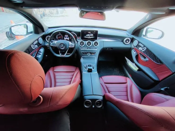 2015 Benz W205 C400 4MATIC AMG 23P 柏林 白/紅皮椅 - 11