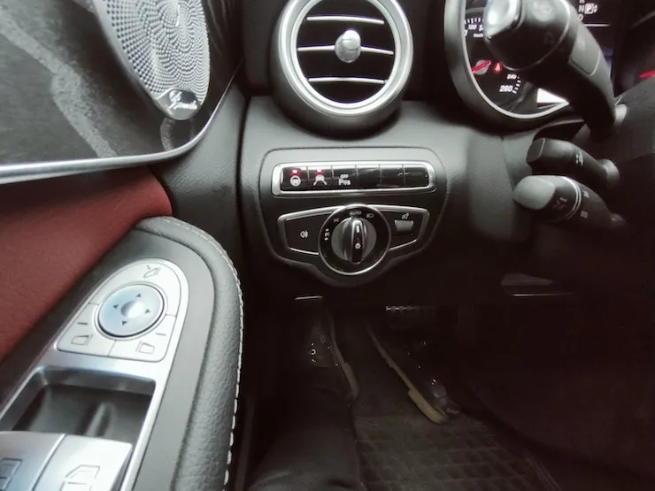 2015 Benz W205 C400 4MATIC AMG 23P 柏林 白/紅皮椅 - 9