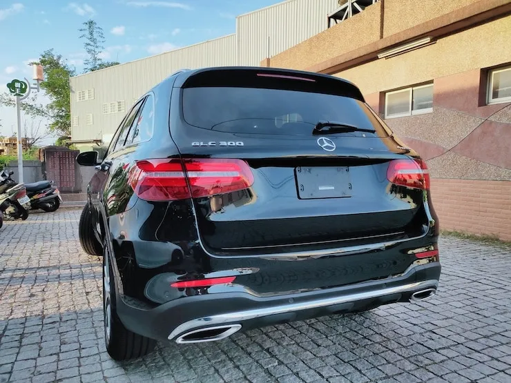 2019 Benz X253 GLC300 4MATIC AMG 黑 360環景 - 3