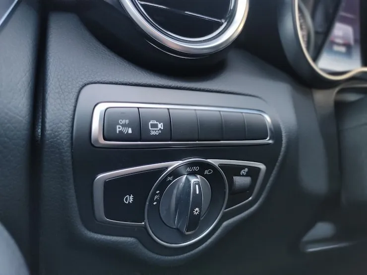2019 Benz X253 GLC300 4MATIC AMG 黑 360環景 - 11