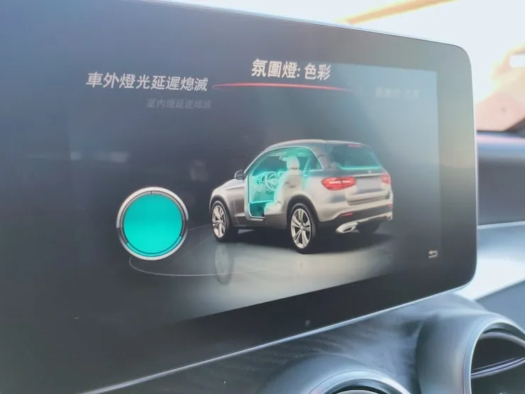 2016 Benz GLC300 4MATIC AMG 黑 360環景 柏林之音 - 14