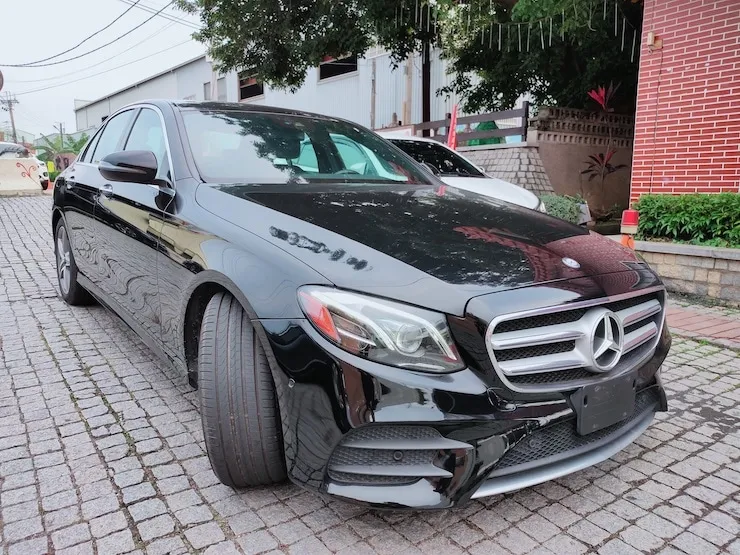 2016/17 Benz W213 E300 AMG P2 光束頭燈 按摩椅 香氛套件