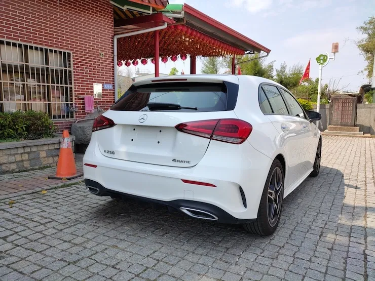 2020 賓士 Benz W177 A250 4MATIC AMG 白色 - 3