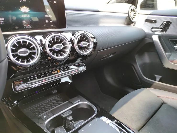 2020 賓士 Benz W177 A250 4MATIC AMG 白色 - 9