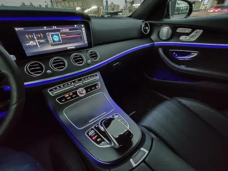 2017/18 Benz E300 AMG P3 高配 P20 360°環景 抬頭顯示器 - 8