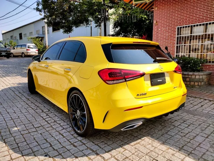 2019 Benz A250 4MATIC AMG 自動跟車 + 19吋鋁圈 賽道黃 - 5