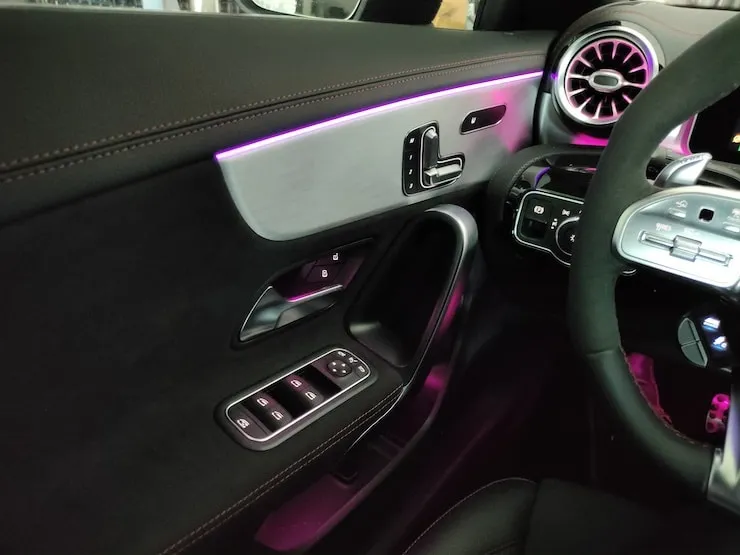 2020 Benz CLA35 4MATIC AMG 跟車 + 柏林 + 電子懸吊 - 10