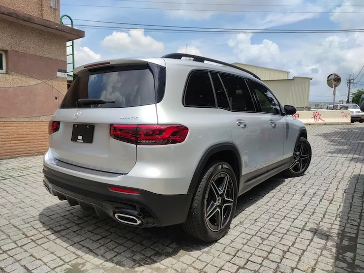 2019/20 Benz (賓士) X247 GLB250 銥銀色 7人座 全景天窗 現車 - 4