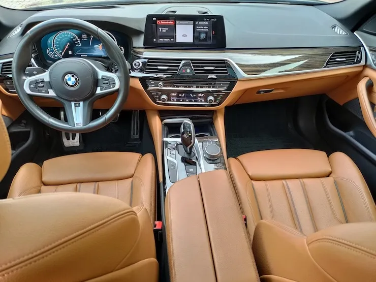 2017 BMW 530i M Sport xDrive 5AS 駕駛輔助系統 + HUD - 8