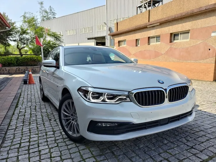 2018 BMW G31 5 30i Touring 5AT 旅行車 + 遙控停車 - 2