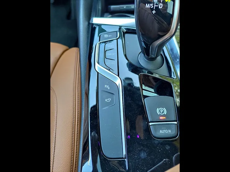 2018 BMW G31 5 30i Touring 5AT 旅行車 + 遙控停車 - 14