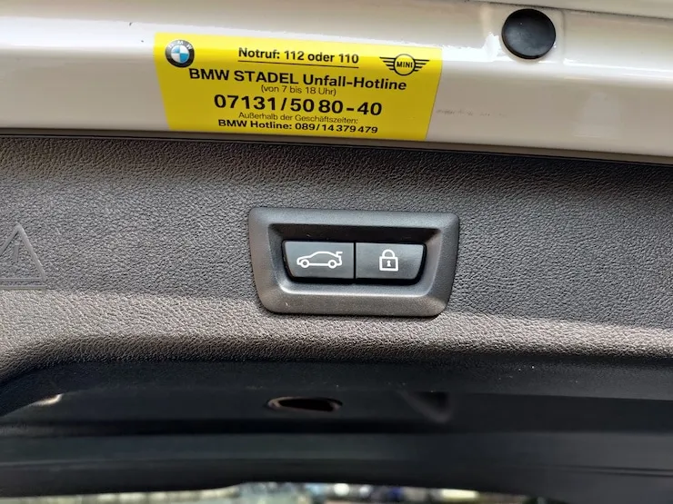 2018 BMW G31 5 30i Touring 5AT 旅行車 + 遙控停車 - 10