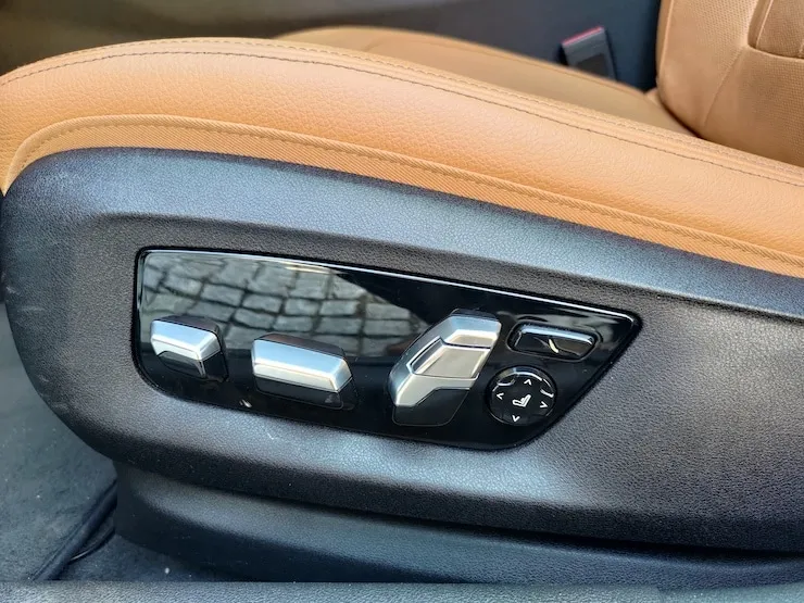 2018 BMW G31 5 30i Touring 5AT 旅行車 + 遙控停車 - 11