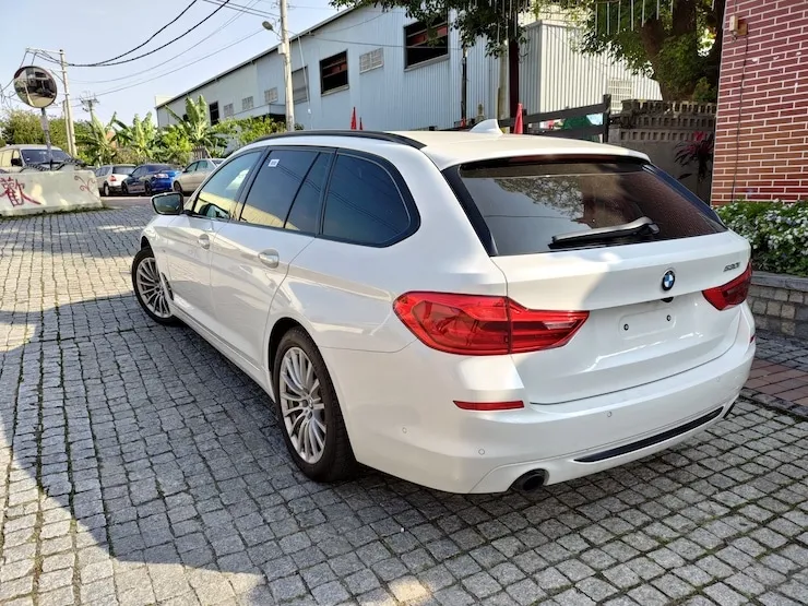 2018 BMW G31 5 30i Touring 5AT 旅行車 + 遙控停車 - 3
