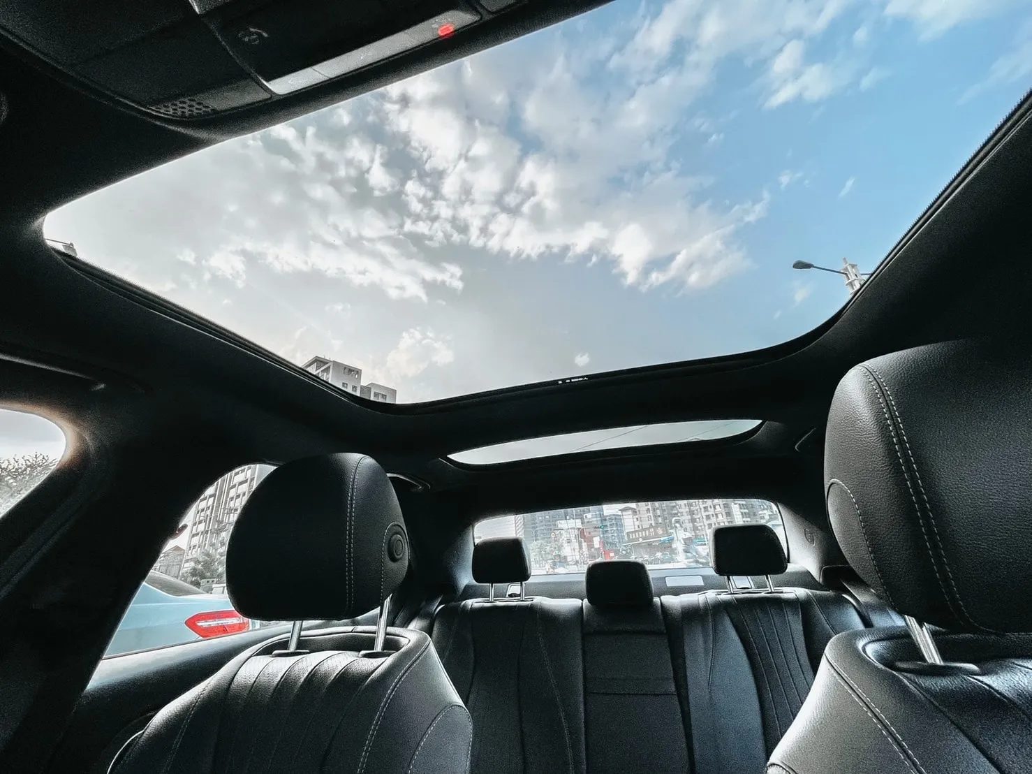 2018/19 Benz E300 AMG 高配 P20 360環景 全景天窗 - 10