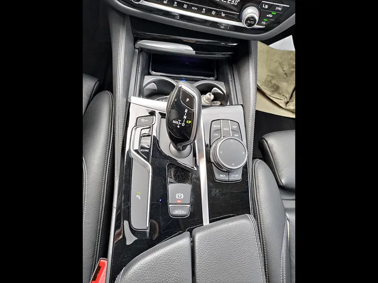 2018 BMW G31 5 30i Touring 5AT 旅行車 + 全景天窗 - 11