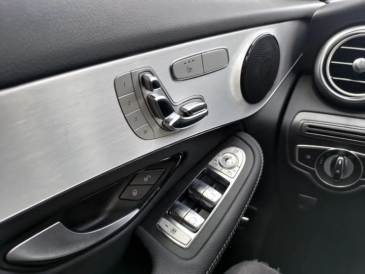 2021 Benz GLC300 4MATIC AMG 白 黑內裝 夜色套件 M264引擎 - 12
