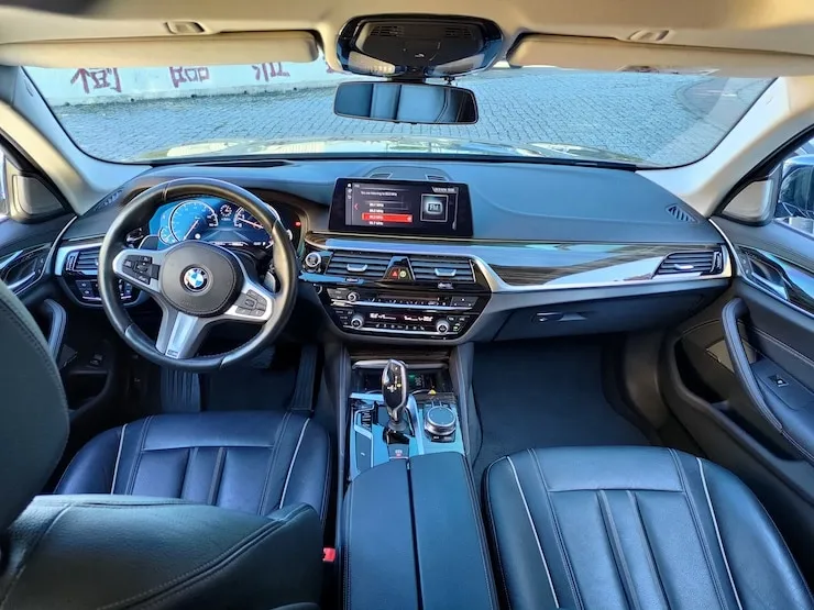 2017/18 BMW G31 540i Touring M Sport 5AS + HK音響 + 全景天窗 + 液晶鑰匙 - 9