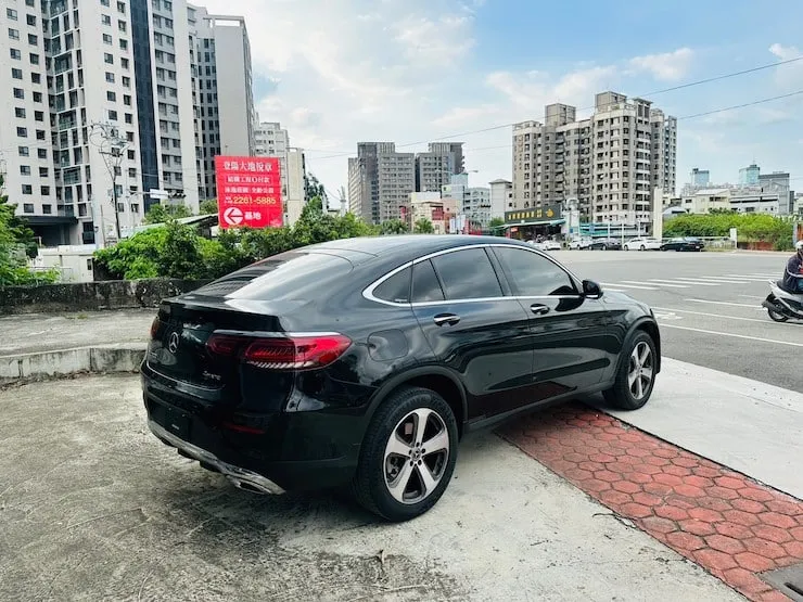 2020 Benz GLC300 Coupe AMG 4MATIC 360環景 + 光束頭燈 - 2