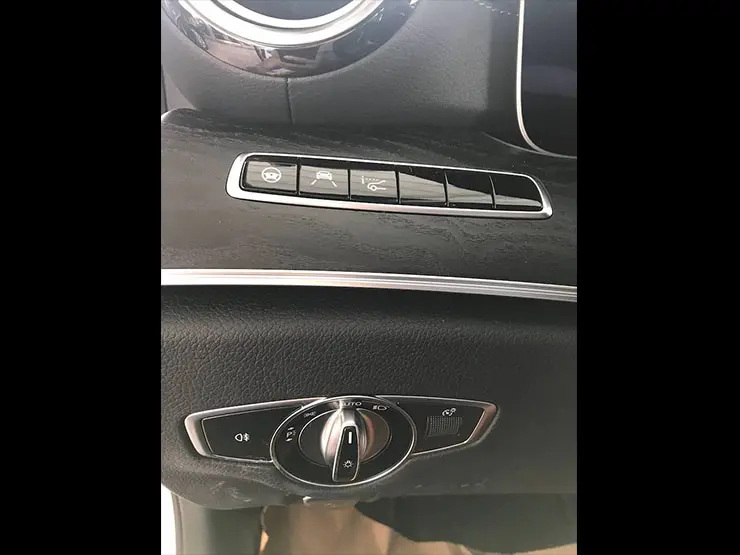 2018/19 Benz(賓士) W213 E350 EQ BOOST AMG LINE 白