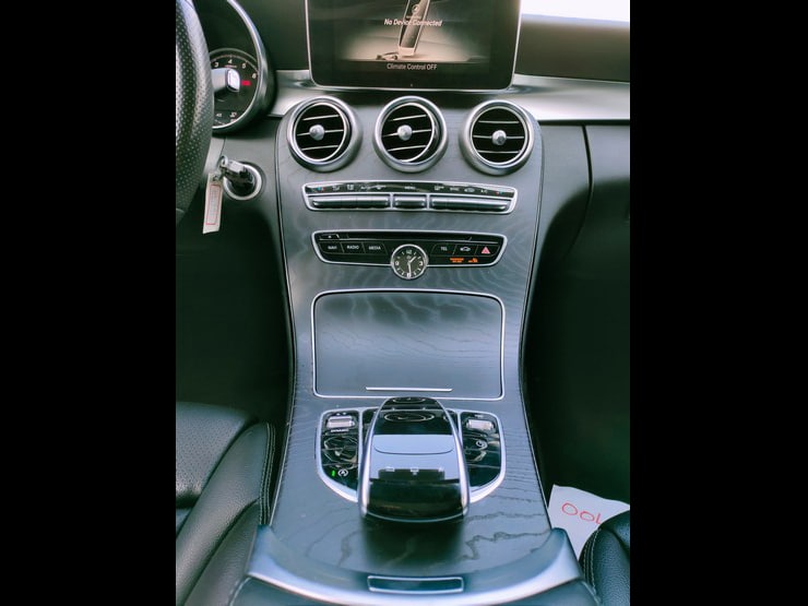 2016 Benz(賓士) W205 C300 白 柏林之音 黑岑木 18吋鋁圈