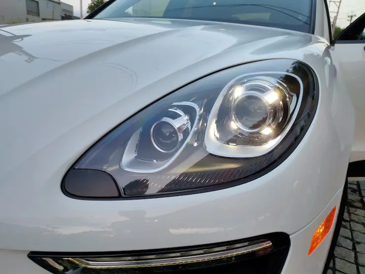 2016/17 Porsche Macan Lite Package 白 動態轉向頭燈 + 麂皮座椅 + BOSS音響