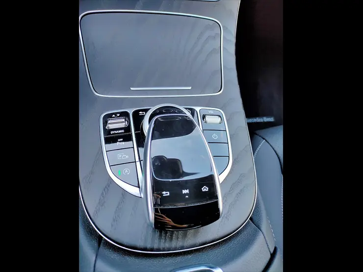 2019 Benz (賓士) W213 E300 AMG Line 黑 23P 360°環景 新款方向盤