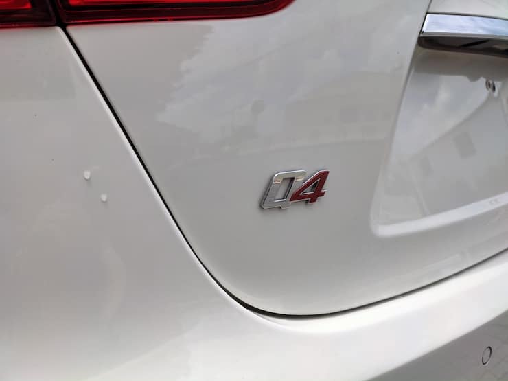 2014-Maserati-Ghibli-S-Q