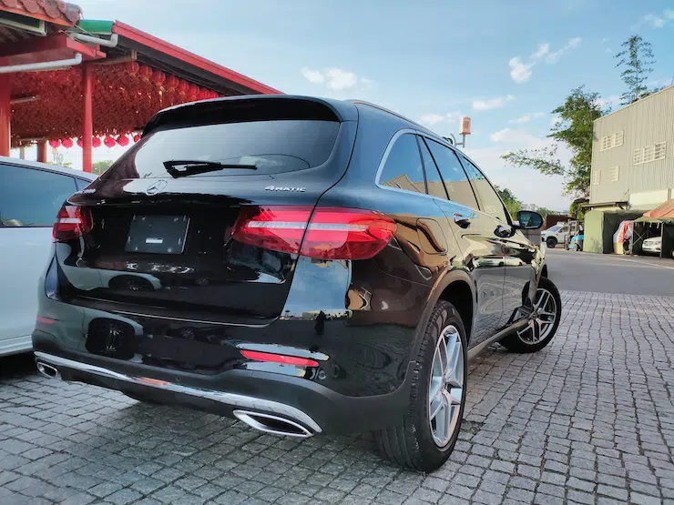 2019 Benz X253 GLC300 4MATIC AMG 黑 360環景 + 前後雷達自動停車
