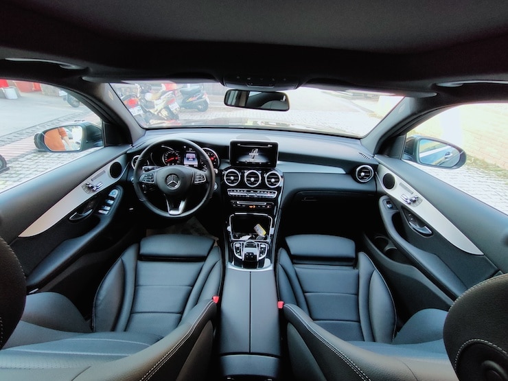 2019 Benz X253 GLC300 4MATIC AMG 黑 360環景 + 前後雷達自動停車