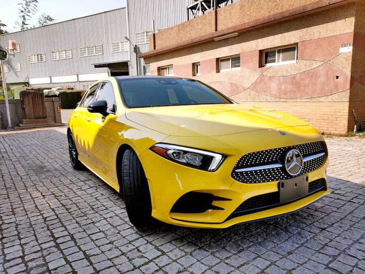 2019 Benz A250 4MATIC AMG 自動跟車 + 19吋鋁圈 賽道黃